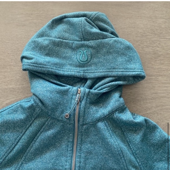 Lululemon sparkly green half-zip scuba hoodie (special edition) - Picture 2 of 3